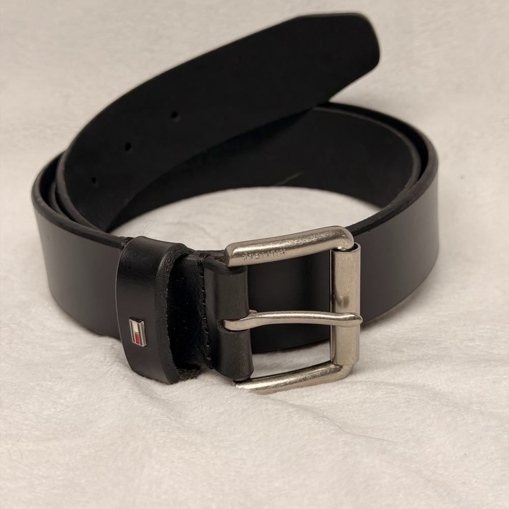 Tommy Hilfiger Black Leather Belt with Silver Buckle